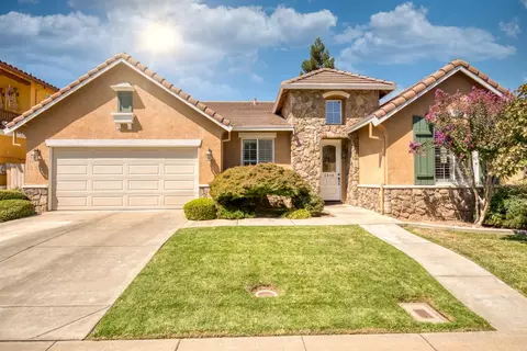 Exterior - 3313 Vancouver Dr, Modesto, CA 95355 photo 9 of 20