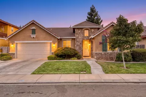 Exterior - 3313 Vancouver Dr, Modesto, CA 95355 photo 2 of 20