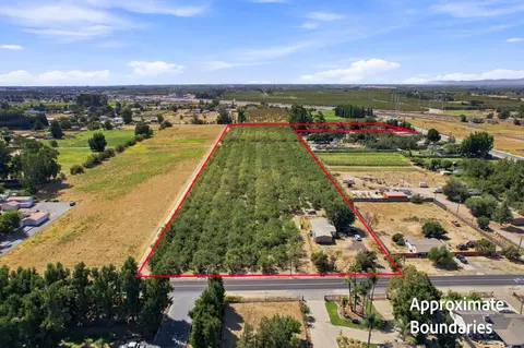 3330 E Service Rd, Ceres, CA 95307 photo 2