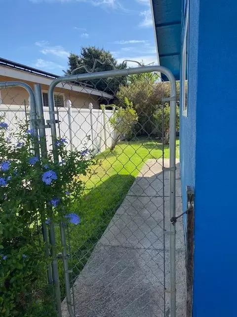 Exterior - 2985 Redwood Dr, Merced, CA 95340 photo 5 of 5