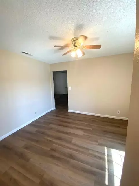 Bedroom - 2985 Redwood Dr, Merced, CA 95340 photo 1 of 7
