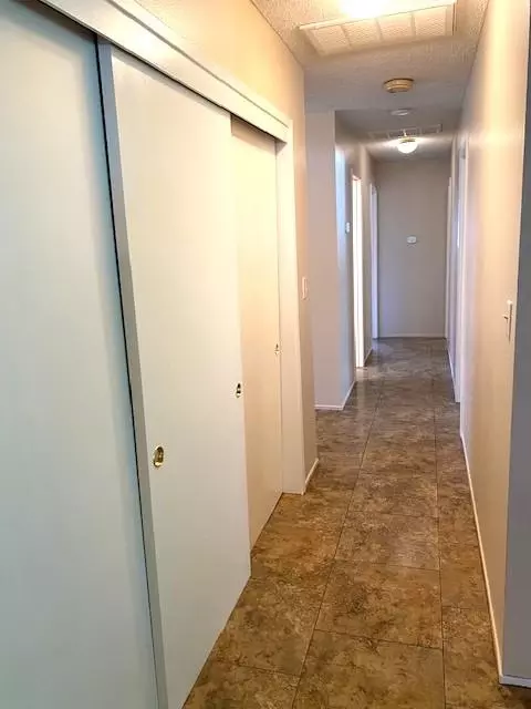 Entry Way - 2985 Redwood Dr, Merced, CA 95340 photo 2 of 3