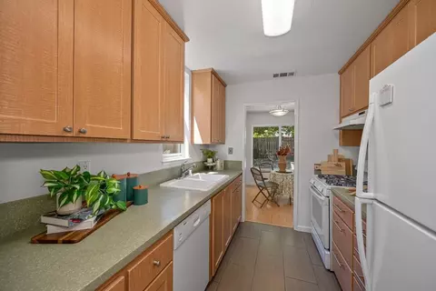 Kitchen - 115 Guaymas Pl, Davis, CA 95616 photo 1 of 3