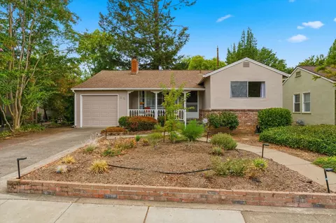 58 46th St, Sacramento, CA 95819