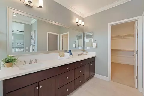 Bath - 6951 Pickering St, Tracy, CA 95377 photo 7 of 7