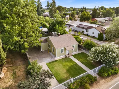 View/Area - 4904 E Harvest Rd, Acampo, CA 95220 photo 2 of 4