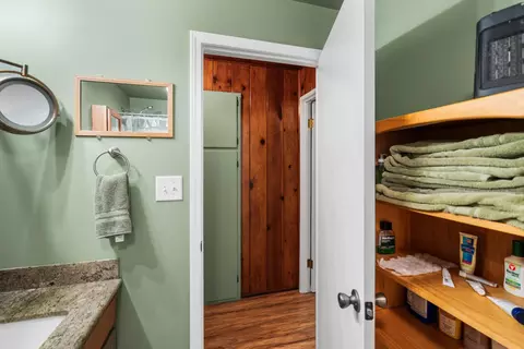 Bath - 4904 E Harvest Rd, Acampo, CA 95220 photo 1 of 2