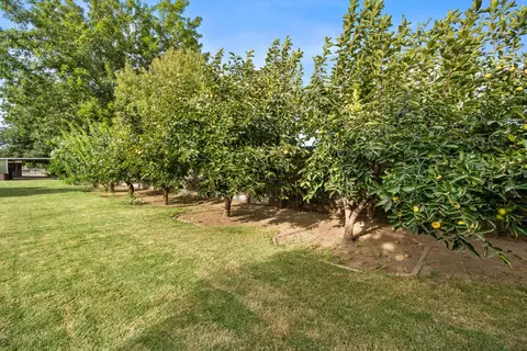 Exterior - 4904 E Harvest Rd, Acampo, CA 95220 photo 14 of 19
