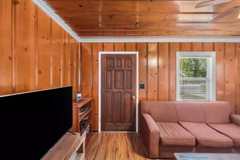 Entry Way - 4904 E Harvest Rd, Acampo, CA 95220 photo 4 of 4