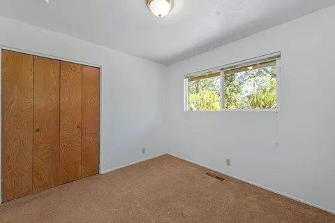 Bedroom - 1160 Madrone Ln, Placerville, CA 95667 photo 6 of 6