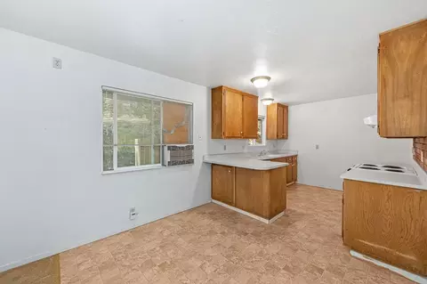 Kitchen - 1160 Madrone Ln, Placerville, CA 95667 photo 6 of 6