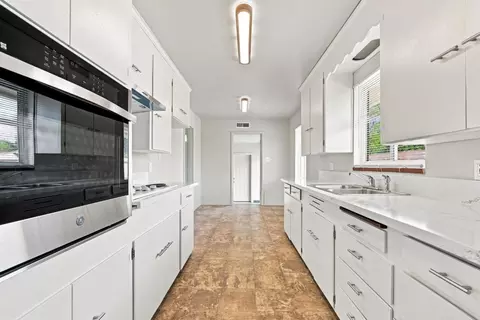Kitchen - 1148 I St, Williams, CA 95987 photo 4 of 5