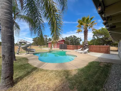 Exterior - 461 Adair St, Elverta, CA 95626 photo 5 of 8