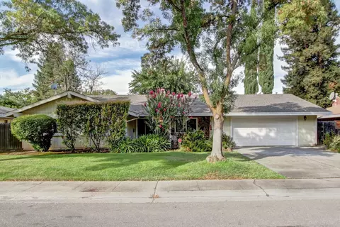 Exterior - 631 Eisenhower St, Davis, CA 95616 photo 2 of 18