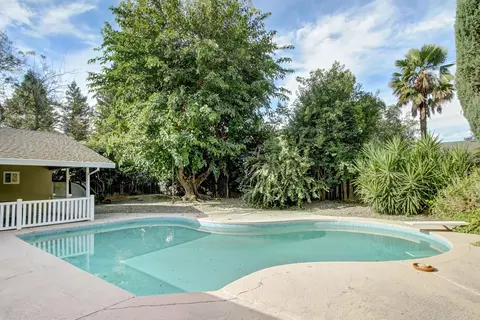 Exterior - 631 Eisenhower St, Davis, CA 95616 photo 9 of 18