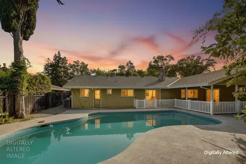 Exterior - 631 Eisenhower St, Davis, CA 95616 photo 11 of 18