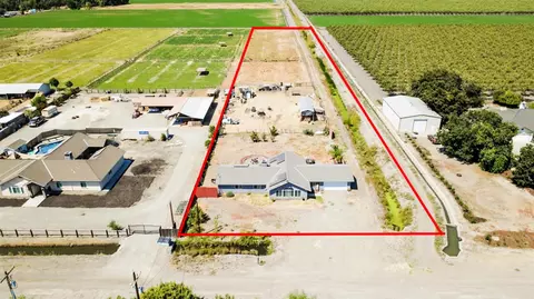 View/Area - 17225 Custer Ave, Dos Palos, CA 93620 photo 4 of 4