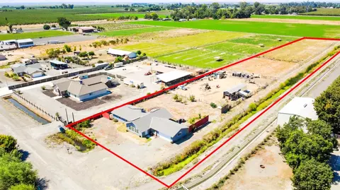 View/Area - 17225 Custer Ave, Dos Palos, CA 93620 photo 1 of 4