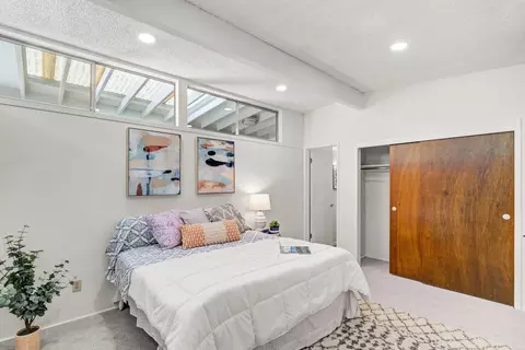 Bedroom - 808 K St, Davis, CA 95616 photo 3 of 9
