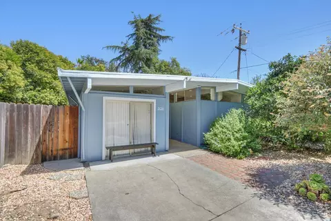 Exterior - 808 K St, Davis, CA 95616 photo 5 of 22