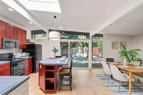 Kitchen - 808 K St, Davis, CA 95616 photo 5 of 5