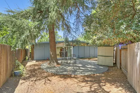 Exterior - 808 K St, Davis, CA 95616 photo 14 of 22