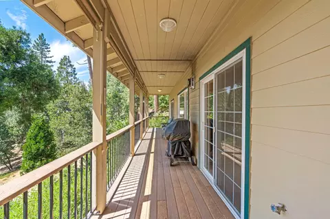 Exterior - 2803 Fairway Dr, Arnold, CA 95223 photo 6 of 11