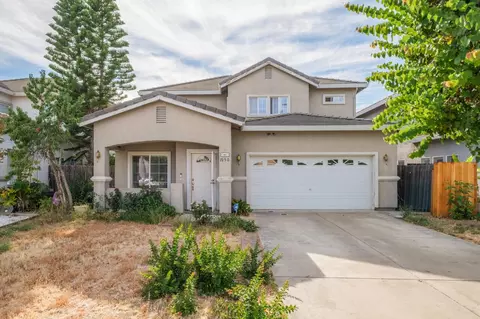 7250 Radha Dr, Sacramento, CA 95828