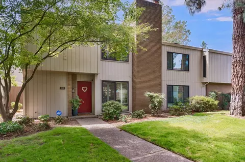 802 Dunbarton Cir, Sacramento, CA 95825
