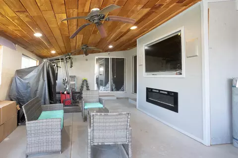 Exterior - 2705 Stoneridge Dr, Modesto, CA 95355 photo 3 of 5
