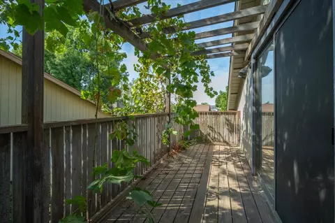 Exterior - 107 Almond Dr, Winters, CA 95694 photo 5 of 10