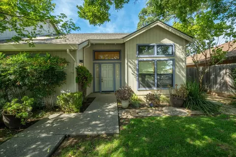 Exterior - 107 Almond Dr, Winters, CA 95694 photo 4 of 10