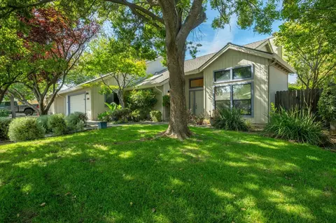 Exterior - 107 Almond Dr, Winters, CA 95694 photo 2 of 10