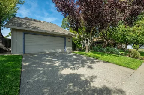 Exterior - 107 Almond Dr, Winters, CA 95694 photo 3 of 10