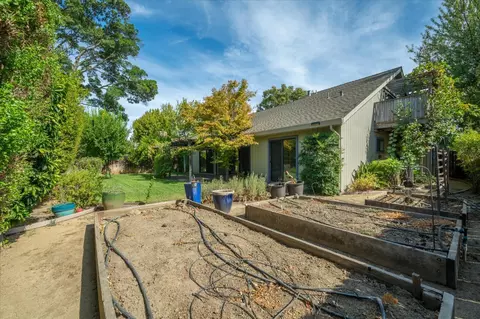 Exterior - 107 Almond Dr, Winters, CA 95694 photo 10 of 10