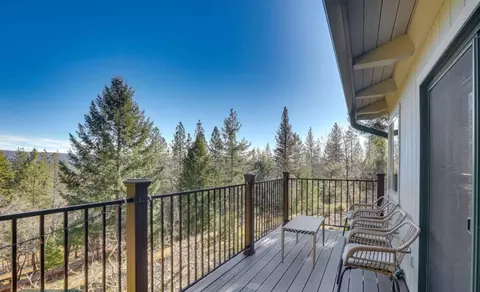 Exterior - 277 Sunnyside Dr, Colfax, CA 95713 photo 3 of 4