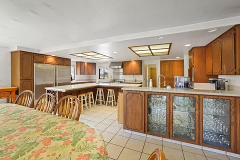 Kitchen - 21267 E Copperopolis Rd, Linden, CA 95236 photo 1 of 8