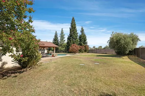 Exterior - 21267 E Copperopolis Rd, Linden, CA 95236 photo 10 of 17