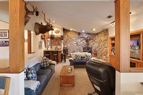 Living - 21267 E Copperopolis Rd, Linden, CA 95236 photo 1 of 4