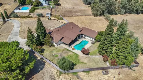 View/Area - 21267 E Copperopolis Rd, Linden, CA 95236 photo 2 of 9