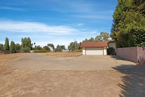 Exterior - 21267 E Copperopolis Rd, Linden, CA 95236 photo 12 of 17