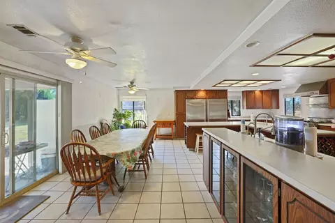Dining - 21267 E Copperopolis Rd, Linden, CA 95236 photo 4 of 4