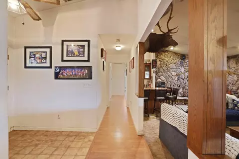 Entry Way - 21267 E Copperopolis Rd, Linden, CA 95236 photo 1 of 4