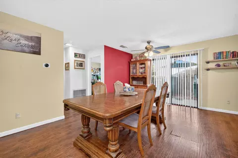 Dining - 5408 Engle Rd, Carmichael, CA 95608 photo 2 of 2
