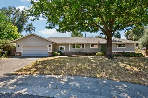 Exterior - 2600 Trentwick Ct, Carmichael, CA 95608 photo 3 of 6