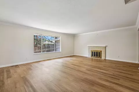 Living - 2600 Trentwick Ct, Carmichael, CA 95608 photo 3 of 4
