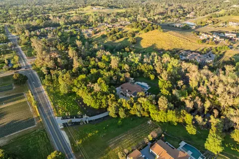 View/Area - 5331 Barton Rd, Loomis, CA 95650 photo 10 of 12