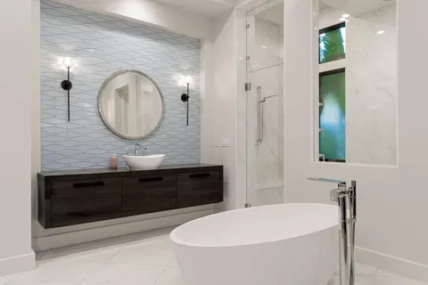 Bath - 5331 Barton Rd, Loomis, CA 95650 photo 3 of 5