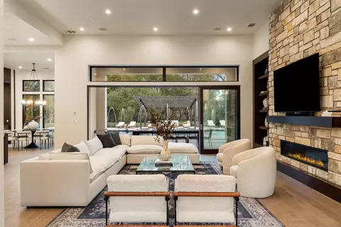 Living - 5331 Barton Rd, Loomis, CA 95650 photo 6 of 6