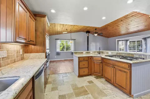 Kitchen - 1946 Blue Bell Ct, Cool, CA 95614 photo 4 of 5